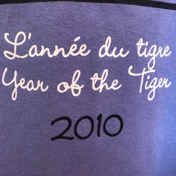 Women’s Vintage 2010 Year of the Tiger Graphic Tee Large - Picture 3 of 11